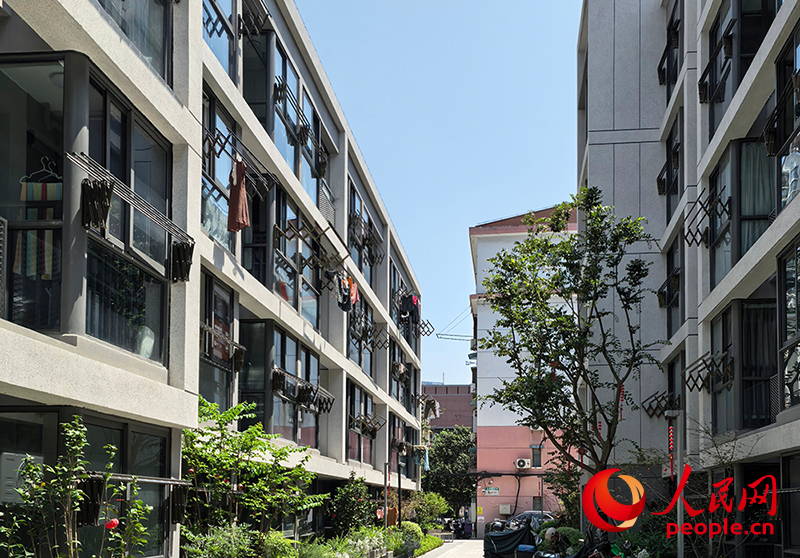 焕新后的市民新村。人民网记者 唐小丽摄